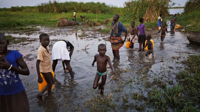 Rund 200'000 Menschen sind im Südsudan auf der Flucht. Rund 200'000 Menschen sind im Südsudan auf der Flucht.