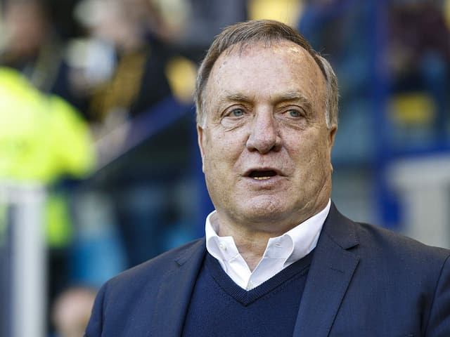 Dick Advocaat coacht neu Feyenoord. Dick Advocaat coacht neu Feyenoord.