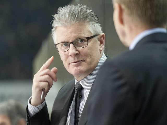 Marc Crawford. Marc Crawford.