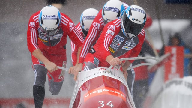 Das Team um Beat Hefti erreichte im Viererbob ein achtbares Resultat. Das Team um Beat Hefti erreichte im Viererbob ein achtbares Resultat.