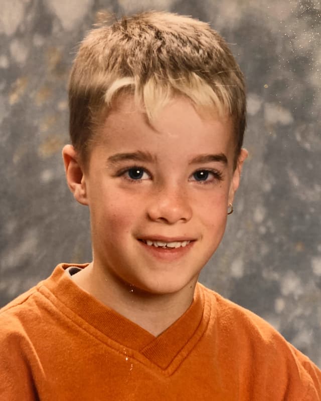 Als Jason Brügger noch in der Primarschule war und blonde Strähnchen hatte... Als Jason Brügger noch in der Primarschule war und blonde Strähnchen hatte...