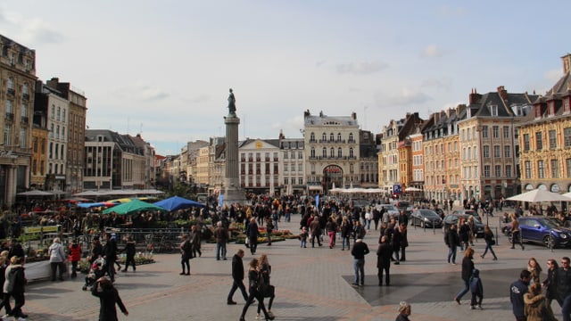 Lille - dis da bell'aura en ils abitants dadora. Lille - dis da bell'aura en ils abitants dadora.