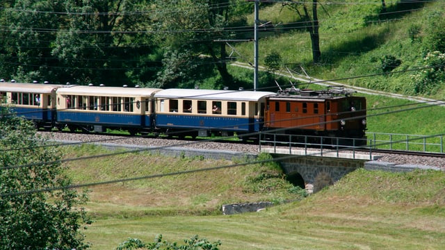 Tren nostalgic da la Viafier retica Tren nostalgic da la Viafier retica