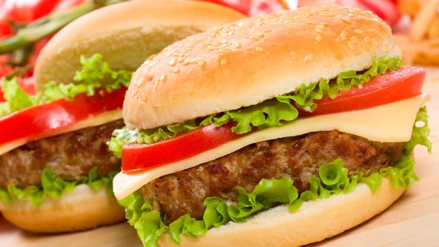 Essen bis zum Umfallen Essen bis zum Umfallen