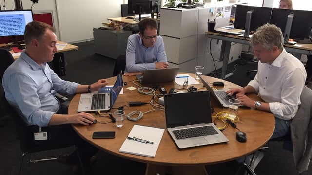 Gregor Meier, Tristan Brenn und Basil Honegger beim Chat mit den Zuschauern. Gregor Meier, Tristan Brenn und Basil Honegger beim Chat mit den Zuschauern.
