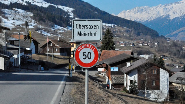 Meierhof en la vischnanca da Sursaissa. Meierhof en la vischnanca da Sursaissa.