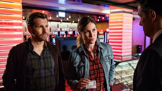 Video «Les jeux sont faits – Staffel 6, Folge 1» abspielen Video «Les jeux sont faits – Staffel 6, Folge 1» abspielen