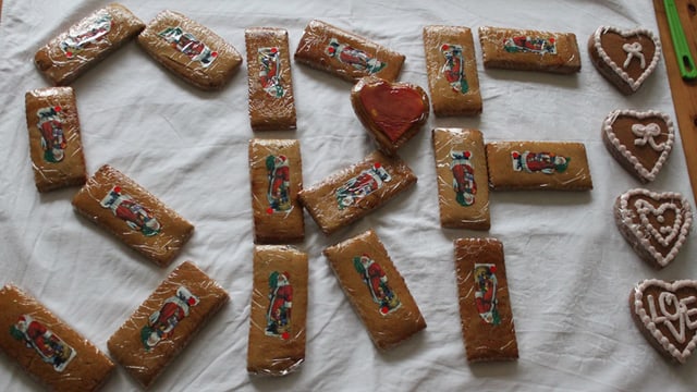 SRF 1-Logo aus Lebkuchen.