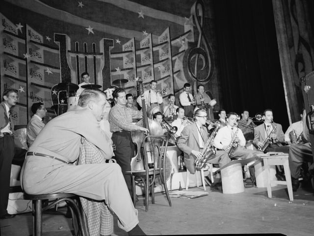 Stan Kenton mit Band. Stan Kenton mit Band.