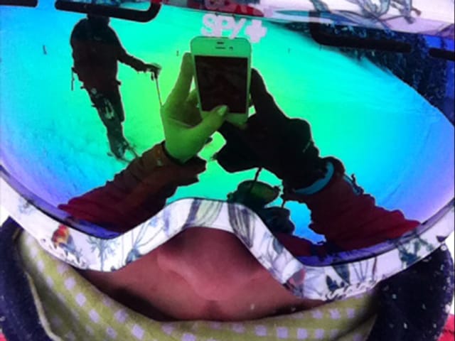 Spiegelung in Skibrille.