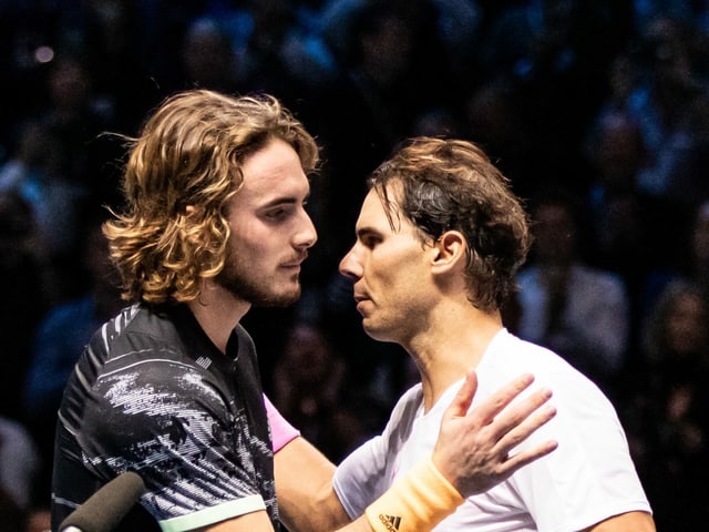 Stefanos Tsitsipas und Rafael Nadal. Stefanos Tsitsipas und Rafael Nadal.