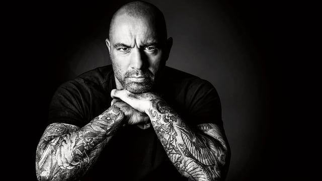 Portrait von Joe Rogan, ehemaliger MMA Kämpfer und Komiker. Portrait von Joe Rogan, ehemaliger MMA Kämpfer und Komiker.