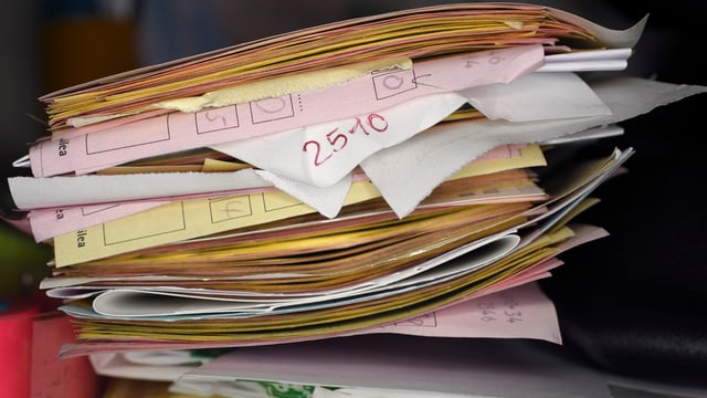 Noch immer stapeln sich bei der Solothurner Ausgleichskasse die Dokumente und Gesuche. (Symbolbild) Noch immer stapeln sich bei der Solothurner Ausgleichskasse die Dokumente und Gesuche. (Symbolbild)