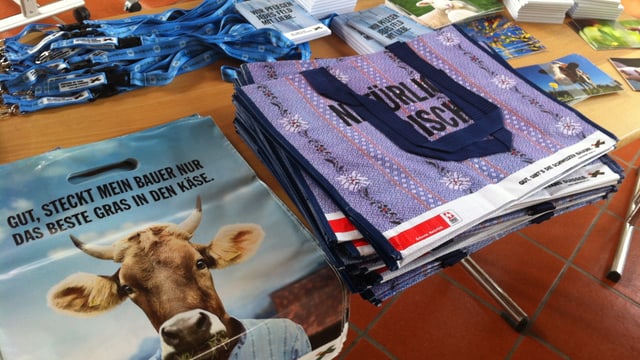 Verschiedene Give-Aways von Bauern Verschiedene Give-Aways von Bauern