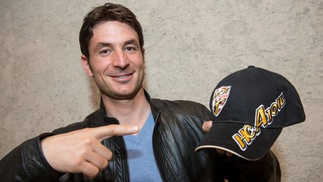 Steve Guerdat freut sich für den HC Ajoie. Steve Guerdat freut sich für den HC Ajoie.