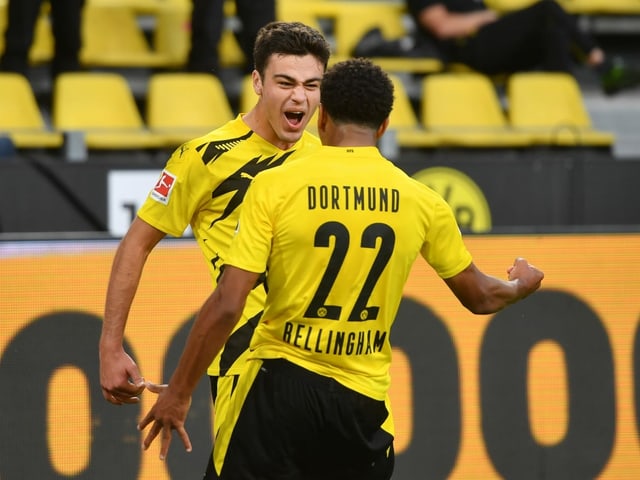 Torschütze Giovanni Reyna und Vorbereiter Jude Bellingham.