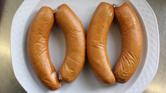 Rohe Cervelat. Rohe Cervelat.