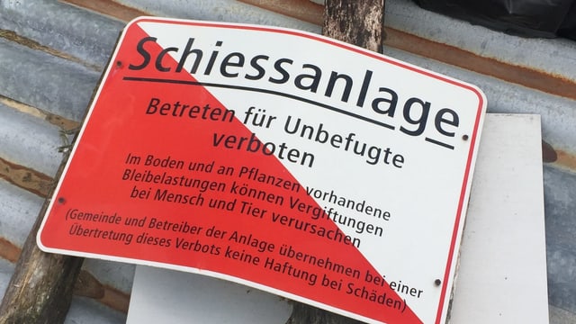 Warnschild Warnschild