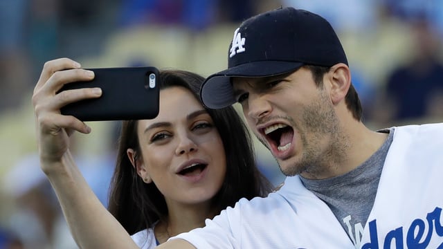 Mila Kunis und Ashton Kutcher. Mila Kunis und Ashton Kutcher.
