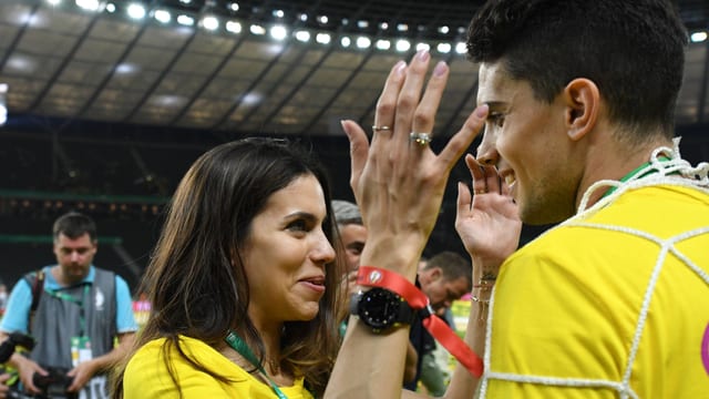 Bartra und Melissa Jimenez. Bartra und Melissa Jimenez.