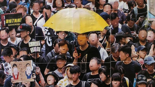 Strassenproteste in China mit Menschen, die Masken tragen. Strassenproteste in China mit Menschen, die Masken tragen.