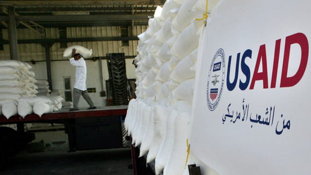 Ein Depot der US-Nahrungsmittelhilfe USAID in Jordanien. Ein Depot der US-Nahrungsmittelhilfe USAID in Jordanien.