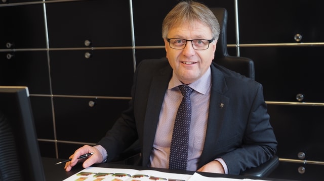 Porträt des Nidwaldner Regierungsrats Josef Niederberger. Porträt des Nidwaldner Regierungsrats Josef Niederberger.