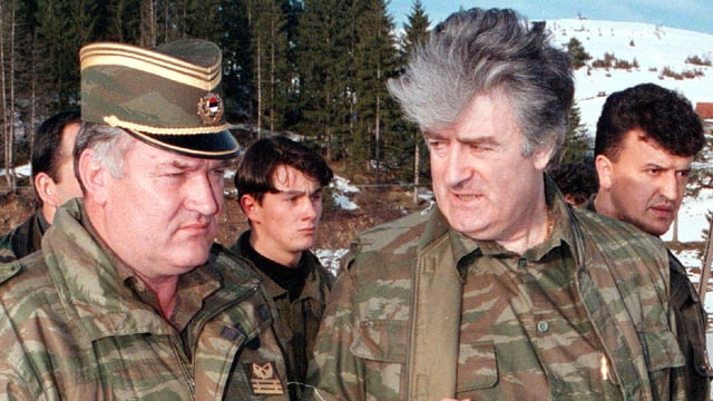 Mladic und Karadzic in Uniform. Mladic und Karadzic in Uniform.