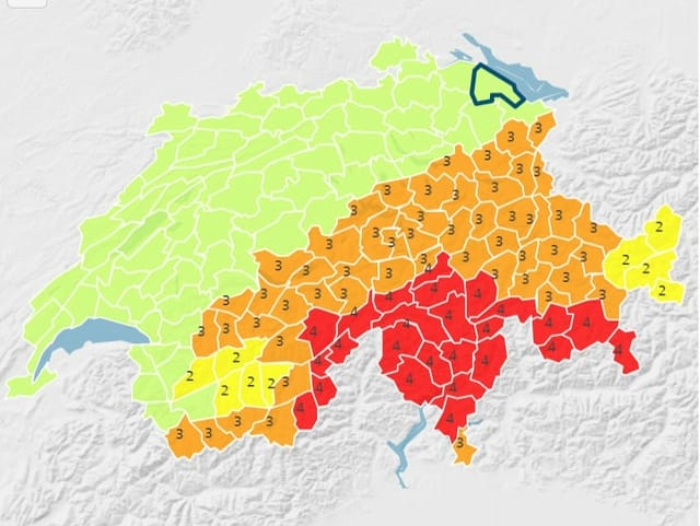 L'Uffizi federal per meteorologia avertescha da ferms stemprads e plievgia intensiva. L'Uffizi federal per meteorologia avertescha da ferms stemprads e plievgia intensiva.