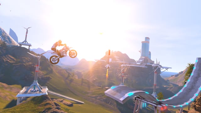 Spielszene aus «Trials Fusion» mit einem auf eine Rampe zuspringenden Motorradfahrer. Spielszene aus «Trials Fusion» mit einem auf eine Rampe zuspringenden Motorradfahrer.