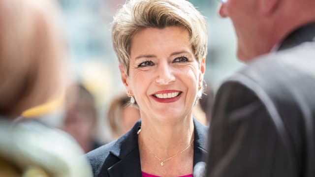 Karin Keller-Sutter an der Landsgmeinde in Appenzell. Karin Keller-Sutter an der Landsgmeinde in Appenzell.
