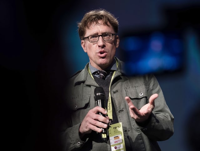 Porträt Eric Jarosinski Porträt Eric Jarosinski
