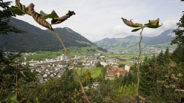 Sicht von oben auf Kloster Ingenbohl Sicht von oben auf Kloster Ingenbohl