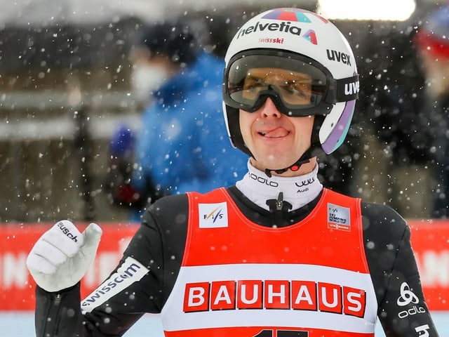 Simon Ammann freut sich Simon Ammann freut sich