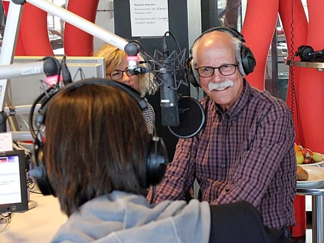Pedro Lenz und Walter Däpp im Studio.