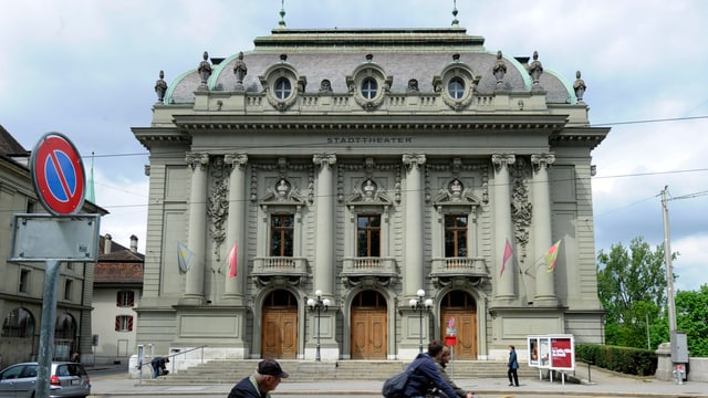 Totale auf das Stadttheater in Bern. Totale auf das Stadttheater in Bern.