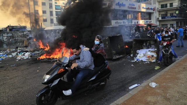 Libanon: Politiker streiten um Ämter, während das Land zerfällt