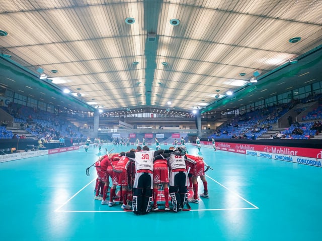 Spieler von Köniz schwören sich ein Spieler von Köniz schwören sich ein