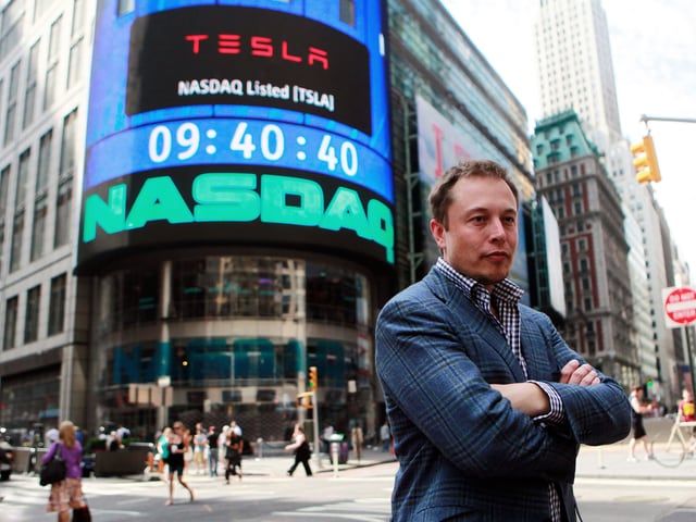 Elon Musk 2010 in New York. Elon Musk 2010 in New York.