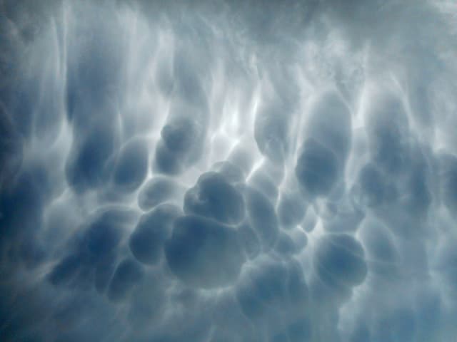 Dunkle Wolken