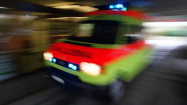 Ambulanz Ambulanz