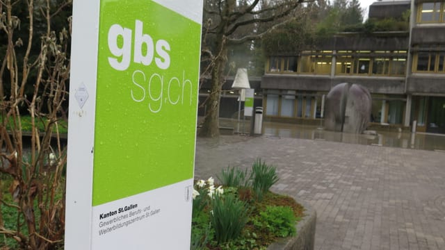 Das Gewerbliche Berufs- und Weiterbildungszentrum St. Gallen. Das Gewerbliche Berufs- und Weiterbildungszentrum St. Gallen.
