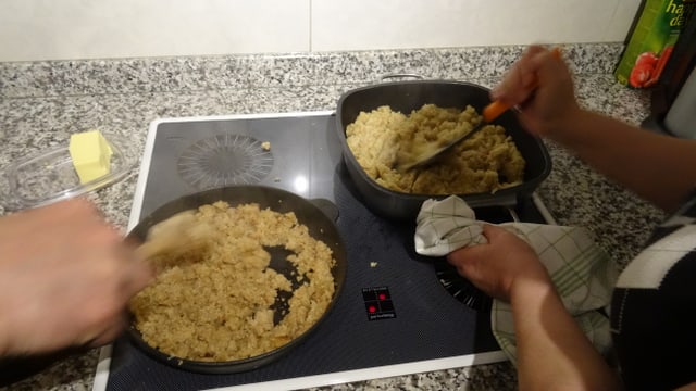 Las dunnas sursilvanas e las dunnas dal Vorarlberg han il medem biceps. Las dunnas sursilvanas e las dunnas dal Vorarlberg han il medem biceps.