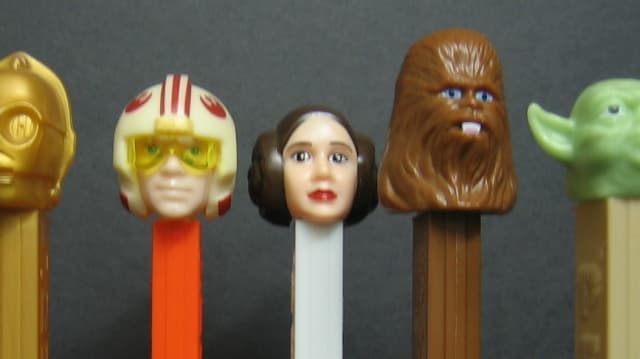 Star-Wars-Figuren als Plastikbehälter für Bonbons. Star-Wars-Figuren als Plastikbehälter für Bonbons.