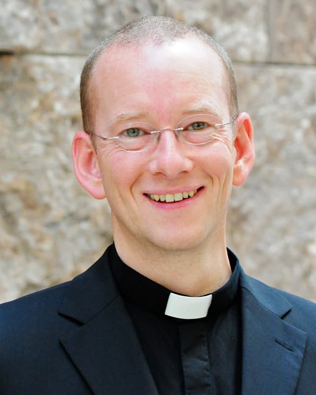 Nahaufnahme des Theologen Christian Hermes. Nahaufnahme des Theologen Christian Hermes.