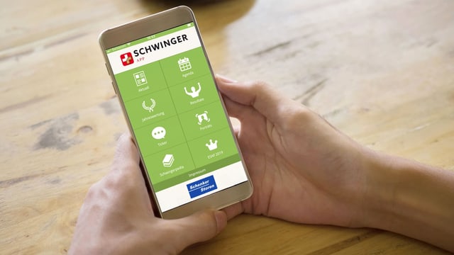 Ein Handy mit der Schwingerapp. Ein Handy mit der Schwingerapp.