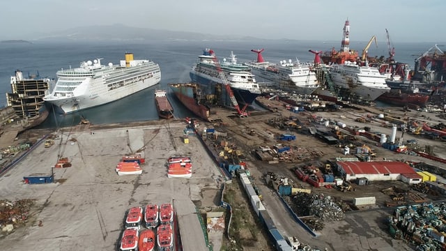 Kreuzfahrtschiffe in der Türkei.
