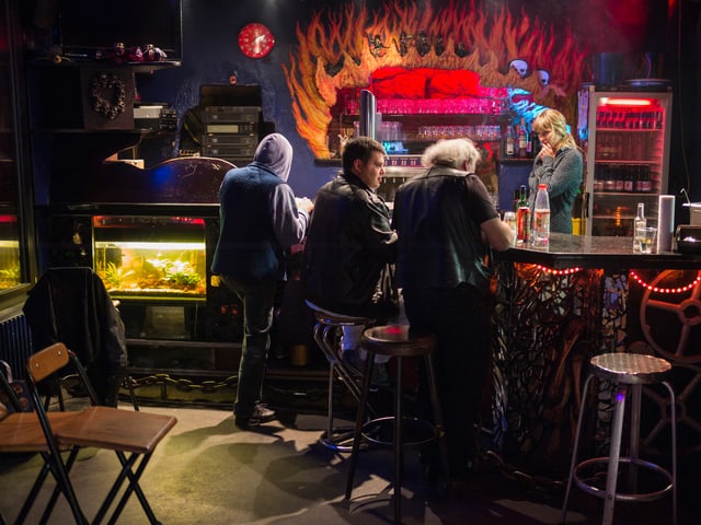 Legendäres «Dead End»: Die Berner Bar hat bis sechs Uhr in der Früh offen. Legendäres «Dead End»: Die Berner Bar hat bis sechs Uhr in der Früh offen.