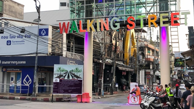 Eingang zur Walking Street. Eingang zur Walking Street.