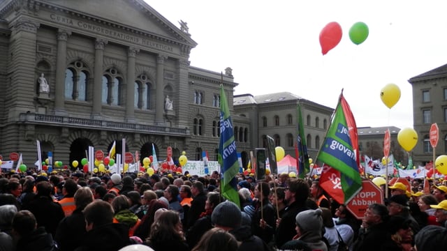 Bild von Kundgebungsteilnehmer. Bild von Kundgebungsteilnehmer.